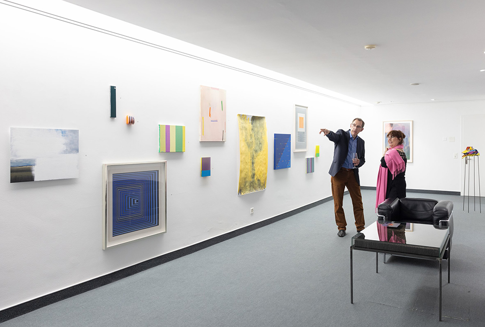 Kurator Christoph Dahlhausen in der Galerie am Lindenplatz